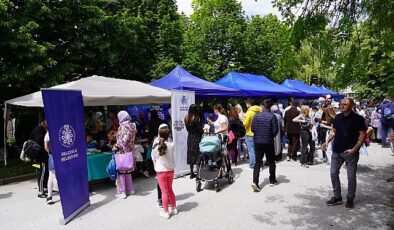 Selçuklu Belediyesi, her yıl Bosna Hersek'in Saraybosna ve Zenica şehirlerinde  düzenlenen “Türkiye Günleri Çocuk Şenliği"nde